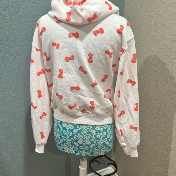 Hello Kitty White and Red  Hoodie - Picture 5 of 5